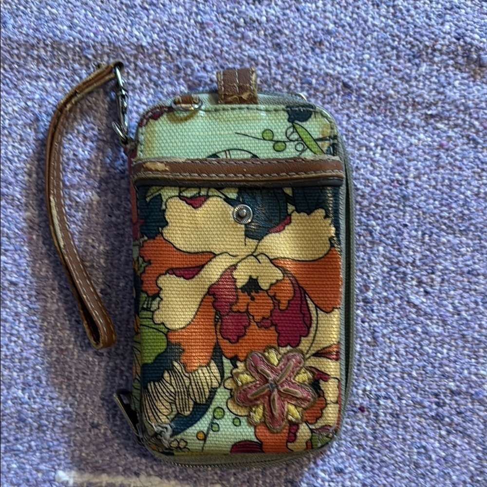 🍍Sakroots wristlet wallet🍍7” height🍍6 card holder 🍍